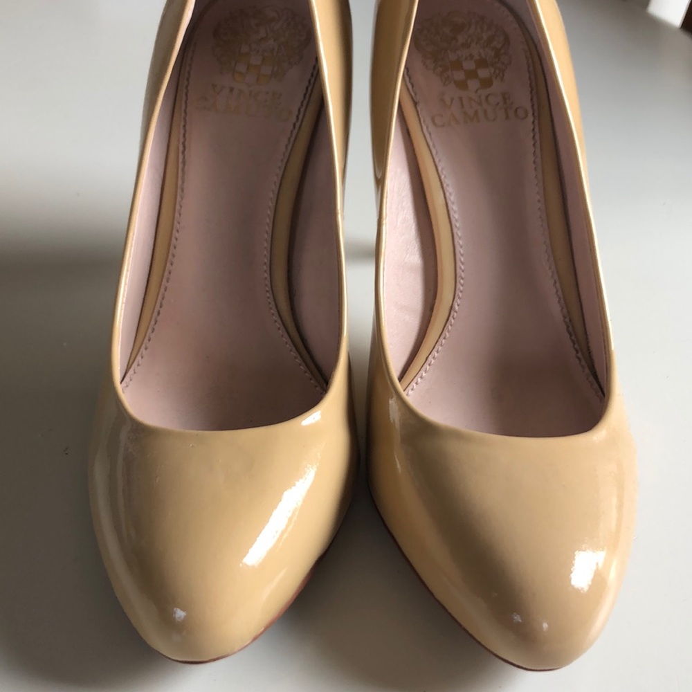 Women’s high heeled shoes